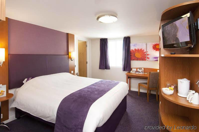 Premier Inn Premier Inn Weymouth Seafront Bagian luar foto